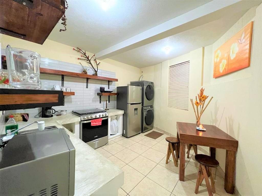 Comfy. Full Internet, Kitchen, Washer And Dryer, Netflix Chimaltenango Exterior photo